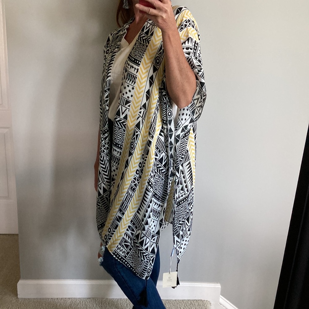 Geo Print Boho Kimono - Picture 7 of 10